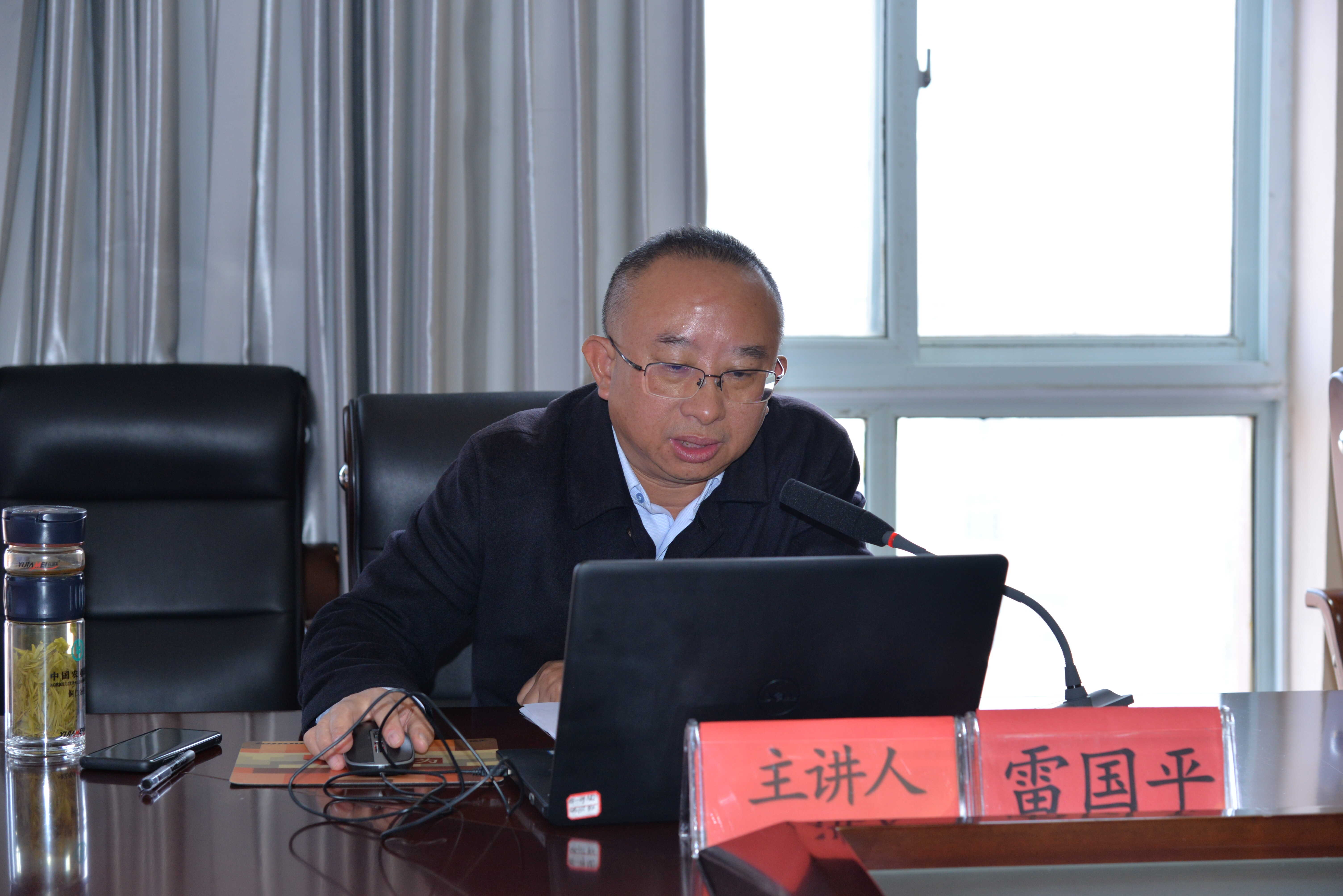 党课现场二.jpg