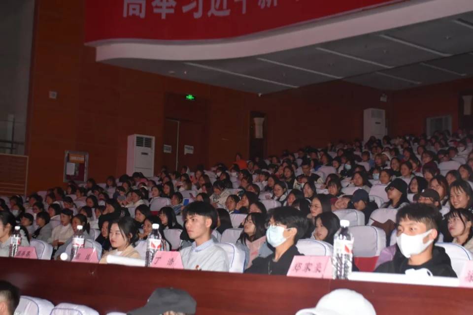 05FA2D9003208463A1333D19135185F4.jpg