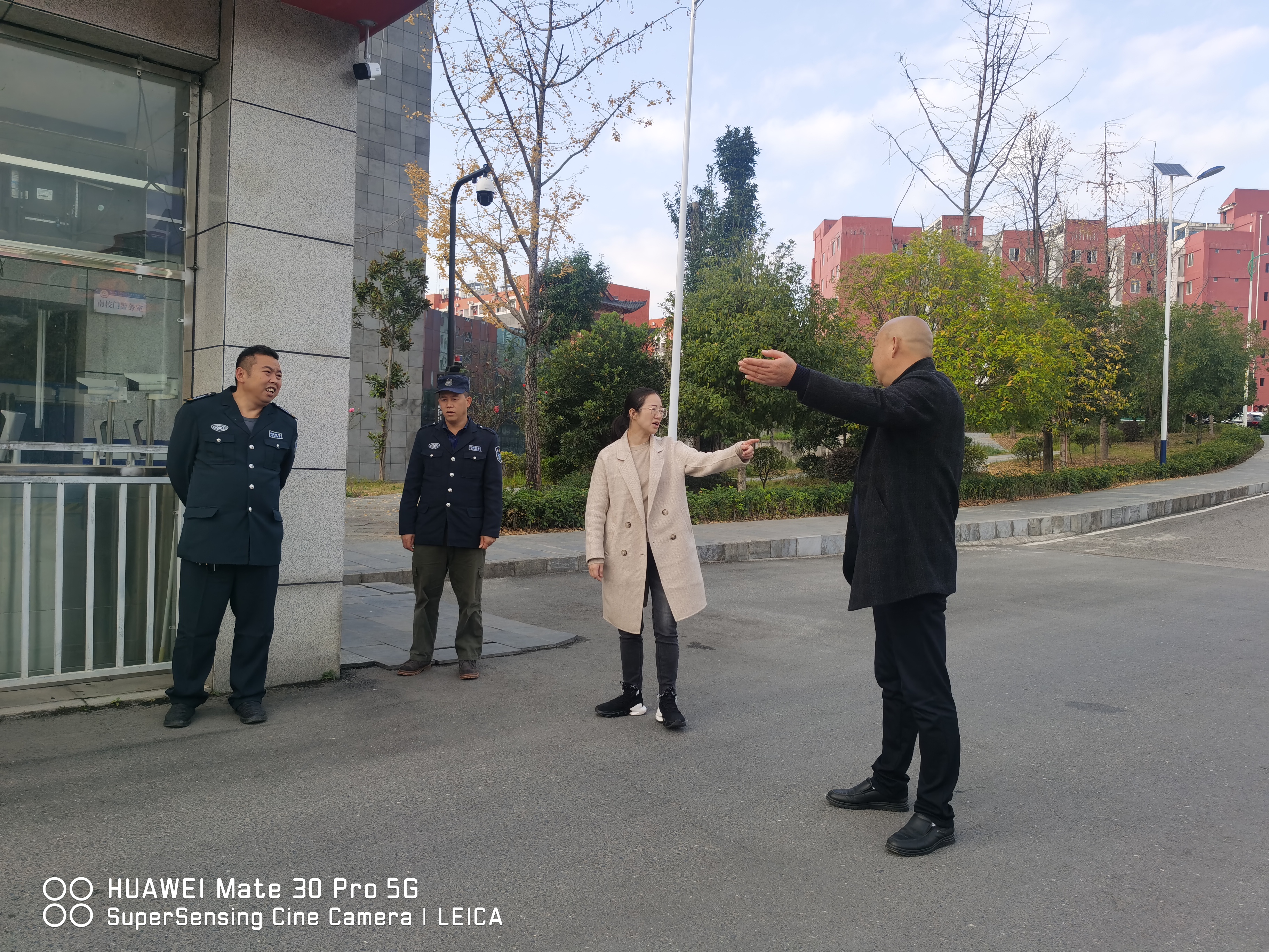 查验设施设备的运行情况1.jpg